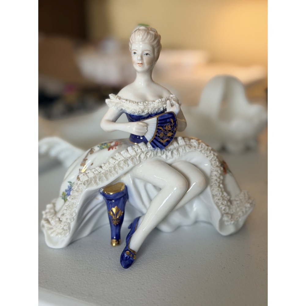 Vintage Victorian Lady Woman with Fan Porcelain Blue/White Multicolored 7.5X8”